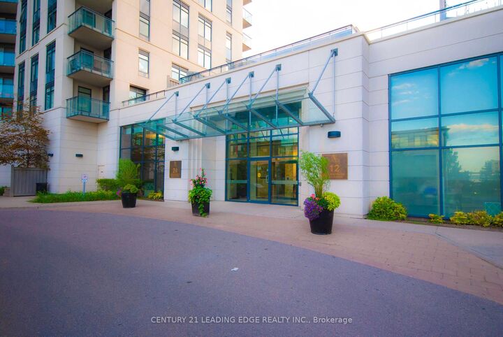 Photo de la propriété: 24 Woodstream Boulevard 108 ON L4L 8C4