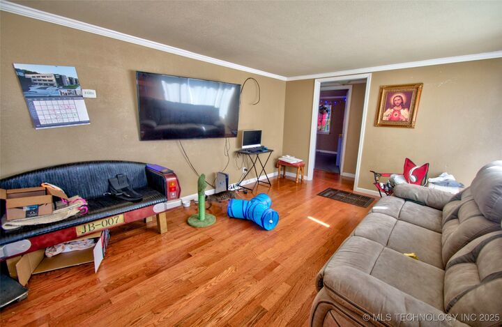 Property Photo:  1518 Baltimore Street  OK 74403 