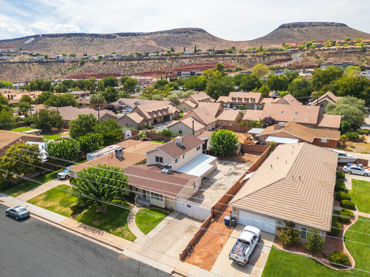 Property Photo: 485 N 400 W UT 84770