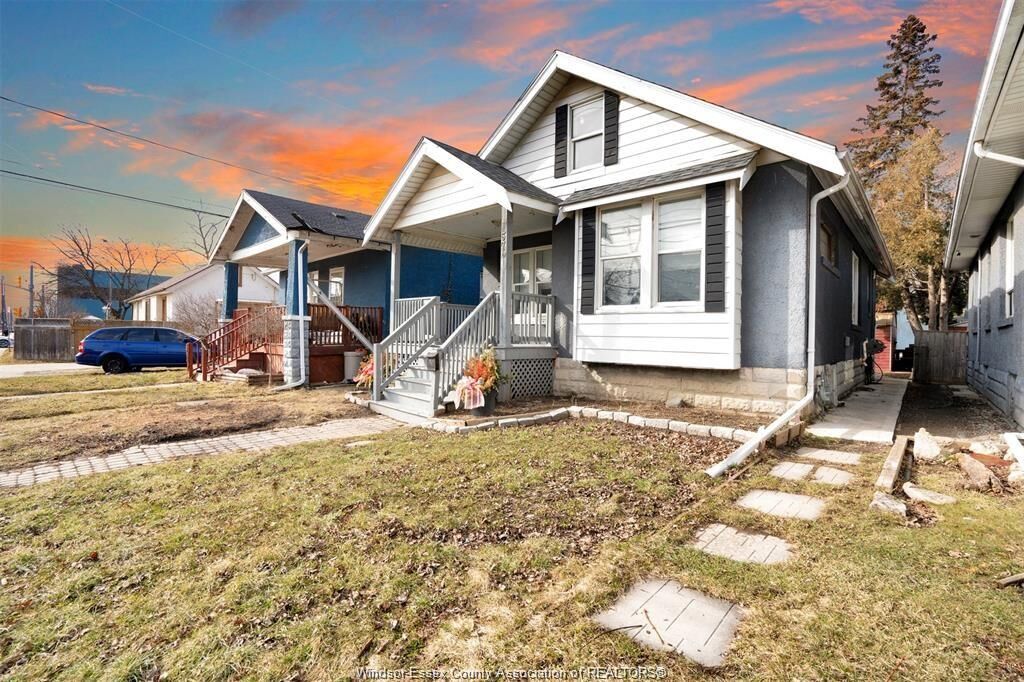 Property Photo: 576 Shepherd Street East Lower ON N8X 2K7