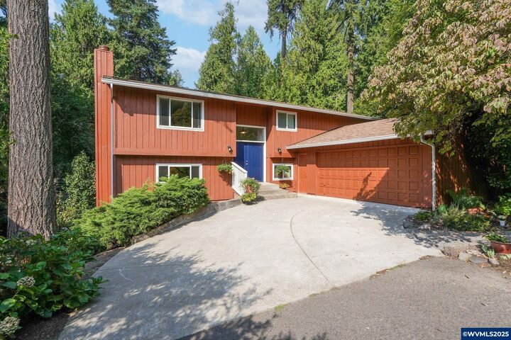 Property Photo:  3908 SE Arbor Ct  OR 97123 