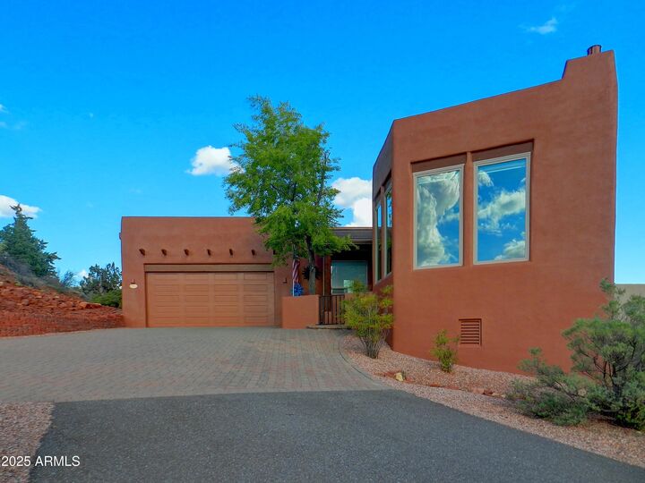 Property Photo: 2470 Mule Deer Road AZ 86336