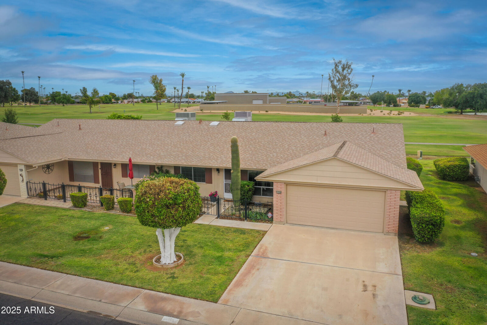 Property Photo: 10506 W Tropicana Circle AZ 85351
