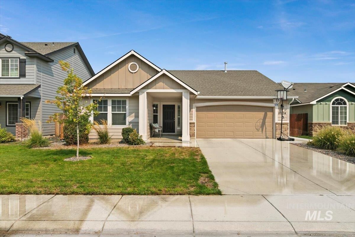 Property Photo:  10574 Pipevine  ID 83687 