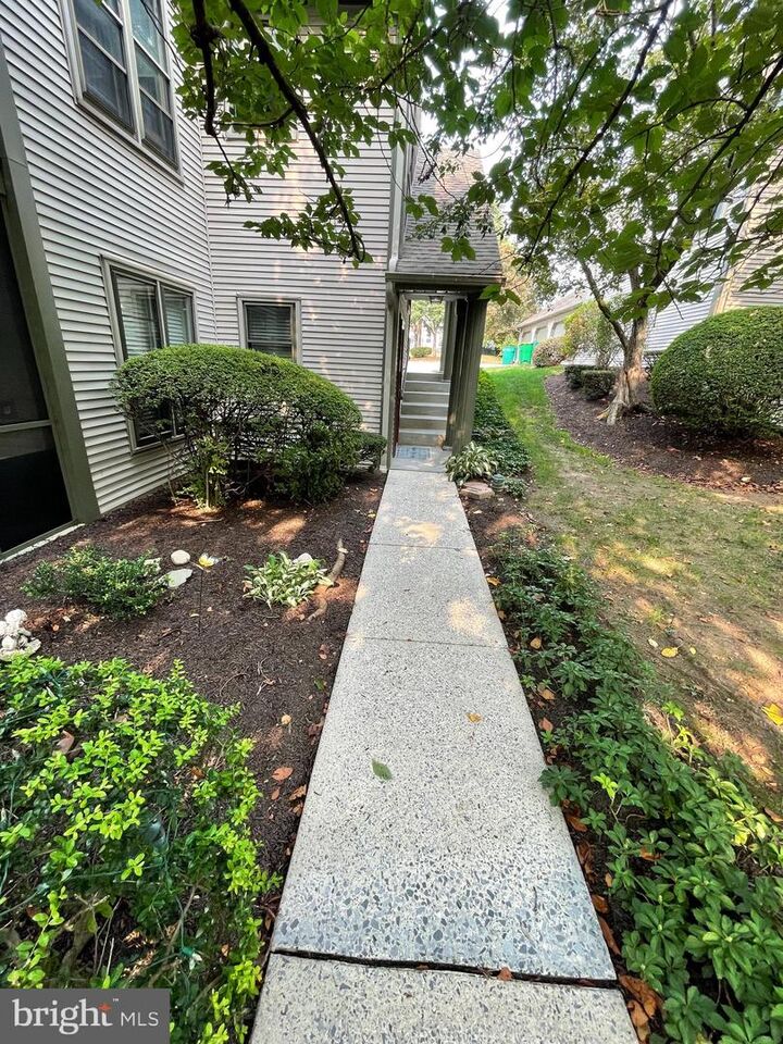 Property Photo:  579 Roslaire Drive  PA 17036 