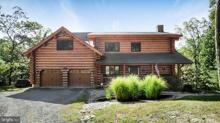 226 Twin Oaks Drive  Bentonville VA 22610 photo
