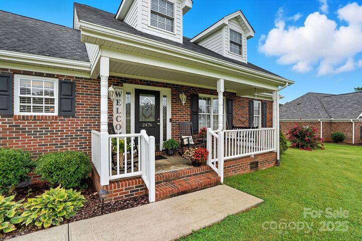 Property Photo:  2476 Carriage Lane  NC 28092 