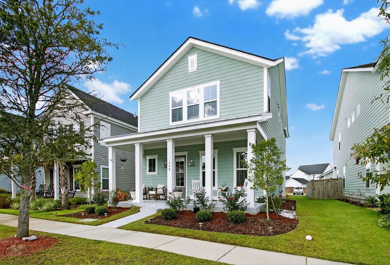 Property Photo: 466 Woodgate Way SC 29485