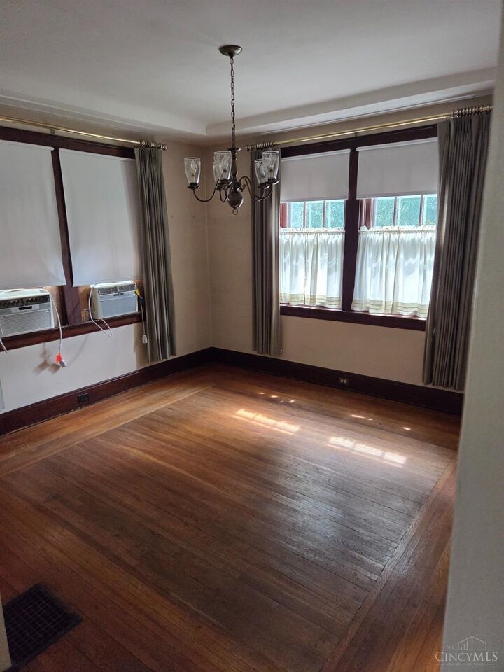 Property Photo: 4925 Shirley Place OH 45238