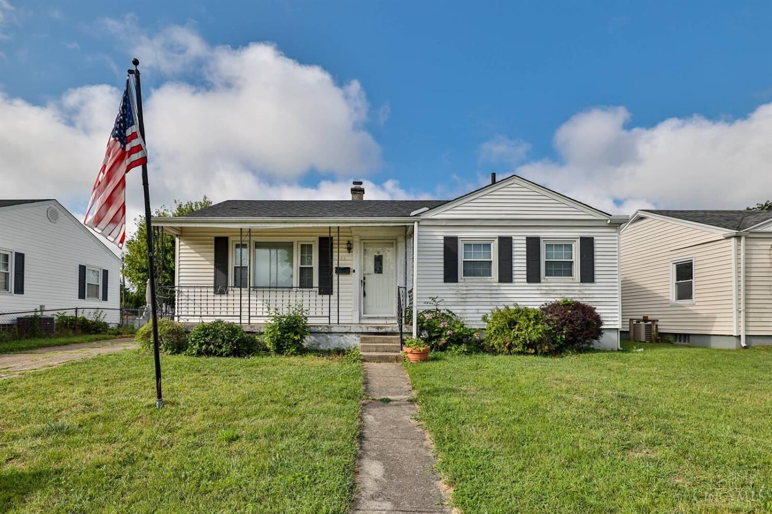 Property Photo: 85 Dayspring Drive OH 45015
