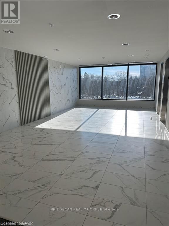 Property Photo:  103 Roger Street 306  ON N2J 0G2 