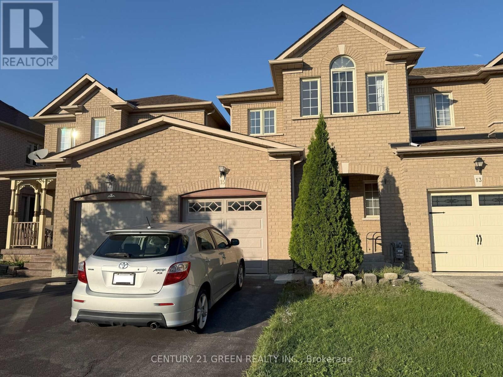 Property Photo: 15 Arabia Gate ON L6R 2N9