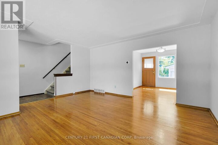 Photo de la propriété:  185 Taylor Street  ON N5Y 2J3 