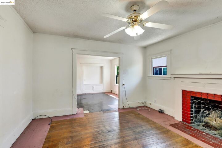 Property Photo: 2506 61st Ave CA 94605