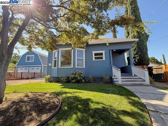 Property Photo: 434 Joseph Rd CA 95336