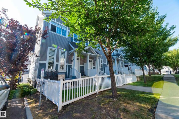 9151 Shaw Way SW 30  Edmonton AB T6X 1W7 photo