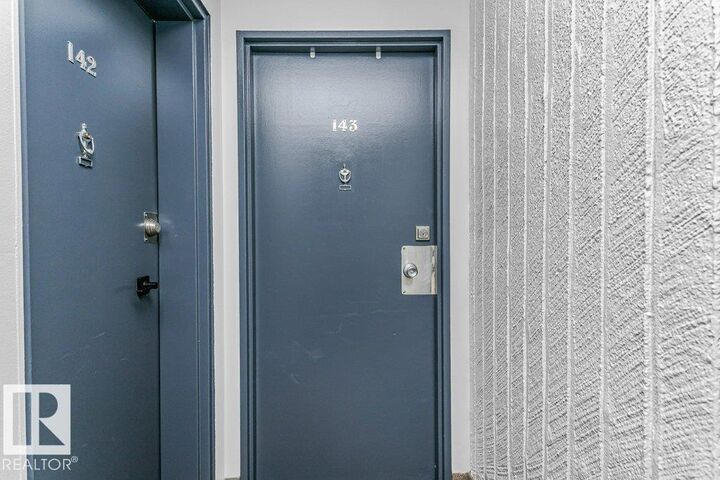Property Photo: 8735 165 Street NW 143 AB T5R 2R6
