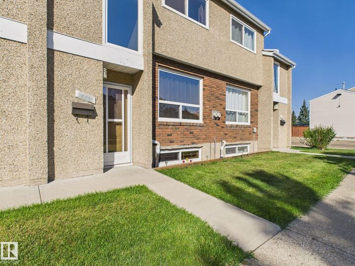 Property Photo:  18351 93 Avenue NW  AB T5T 1V2 