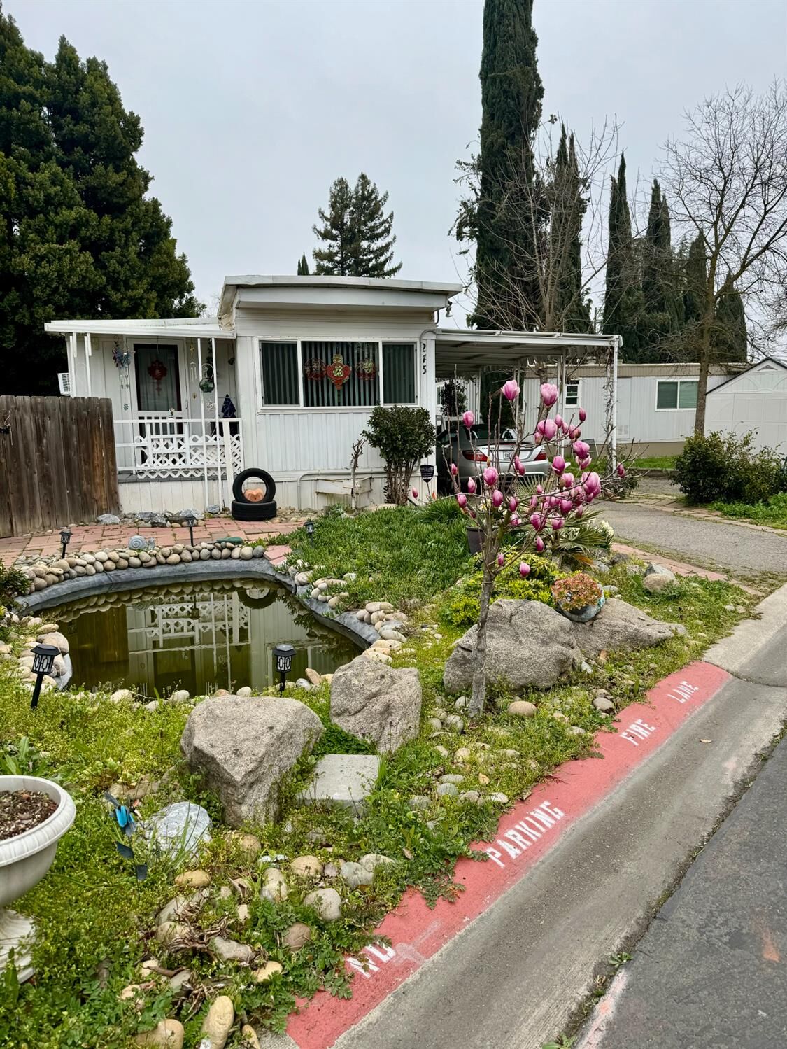 Property Photo: 9360 N Blackstone Avenue 243 CA 93720