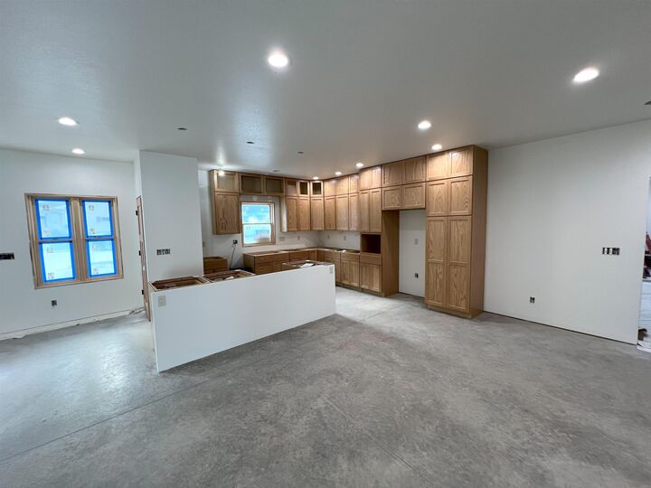 Property Photo: 506 S 3rd St IA 50461