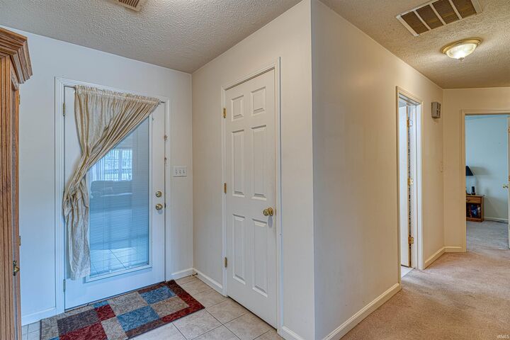 Property Photo:  3620 Oaklyn Court  IN 47711 