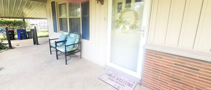 Property Photo: 1306 S First Street IN 47601
