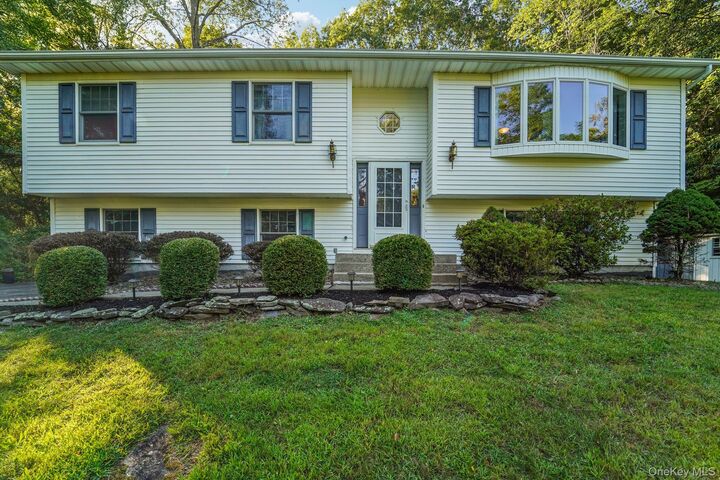 64 Palomino Place  New Windsor NY 12553 photo