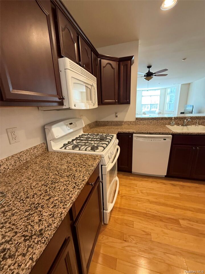 Property Photo:  3203 Leeward Drive  NY 10927 