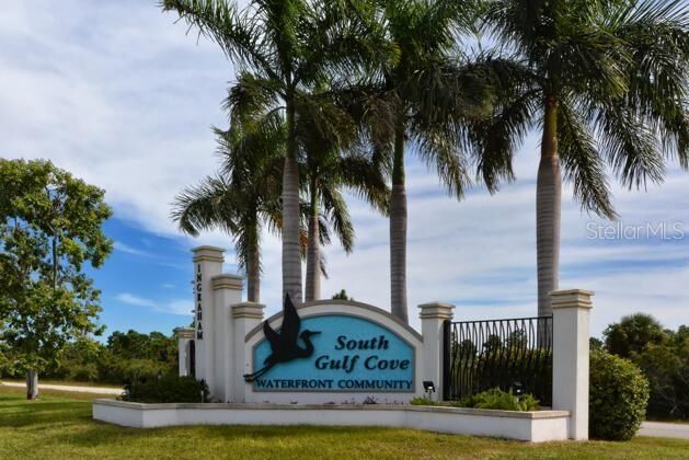 Property Photo:  10504 Van Wyck Terrace  FL 33981 