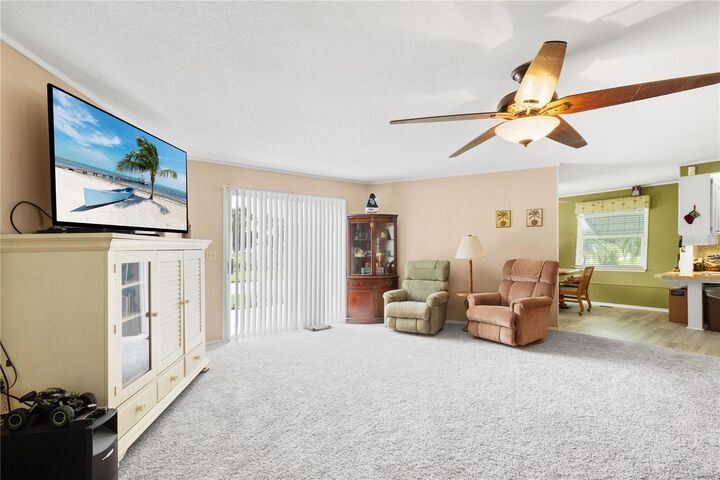 Property Photo: 103 48th Avenue Terrace W FL 34207