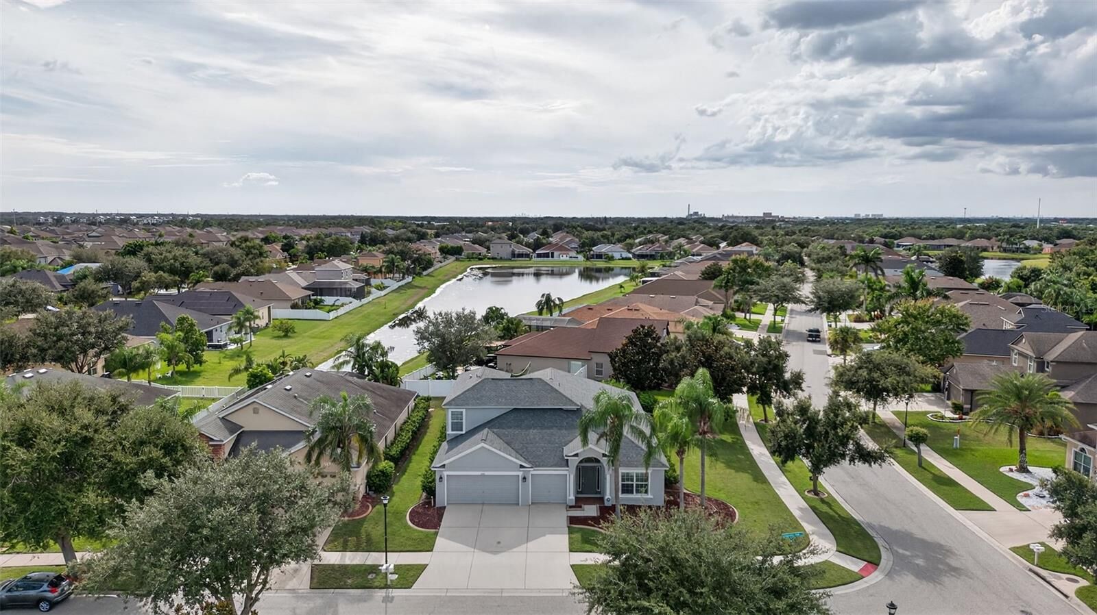 Property Photo: 13703 Snowden Hall Place FL 33579