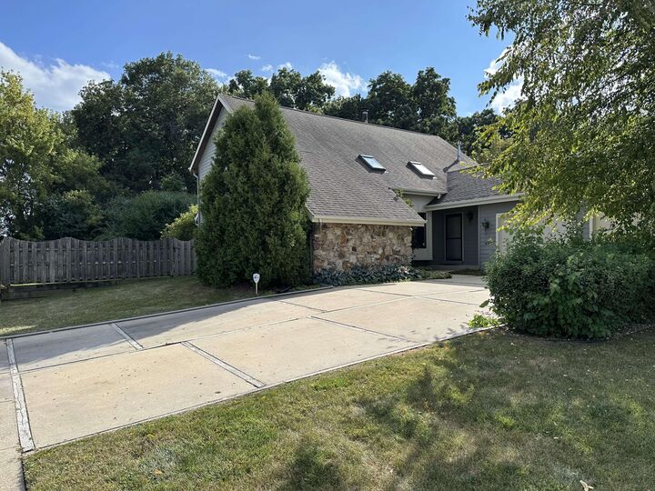 4705 89th St  Kenosha WI 53142 photo
