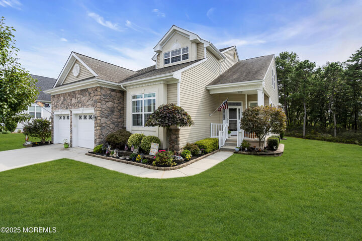 Property Photo: 7 Brielle Court NJ 08758