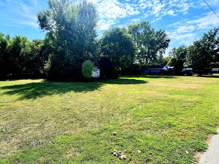Property Photo:  1385 Washington Street  IL 61341 
