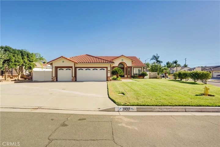 Property Photo: 29087 Slumpstone Street CA 92567