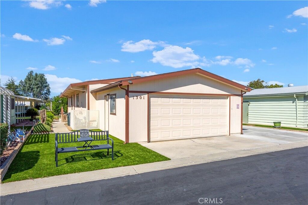 Property Photo:  1301 Yellowood Drive  CA 92545 