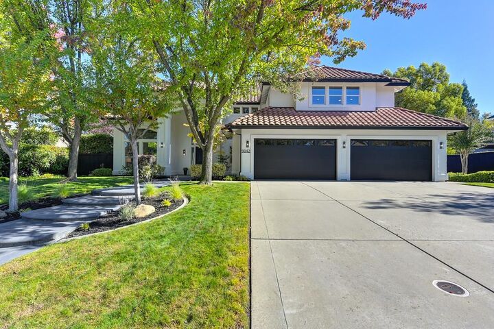 Property Photo: 9042 Cedar Ridge Dr CA 95746