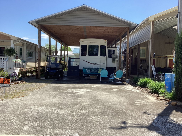 Property Photo:  4369 Riverbank Run  GA 30546 