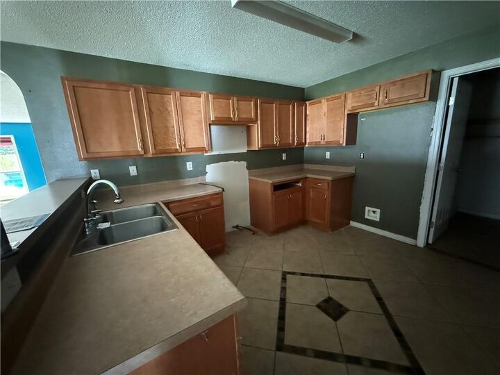 Property Photo:  1128 Clairise Court  LA 70461