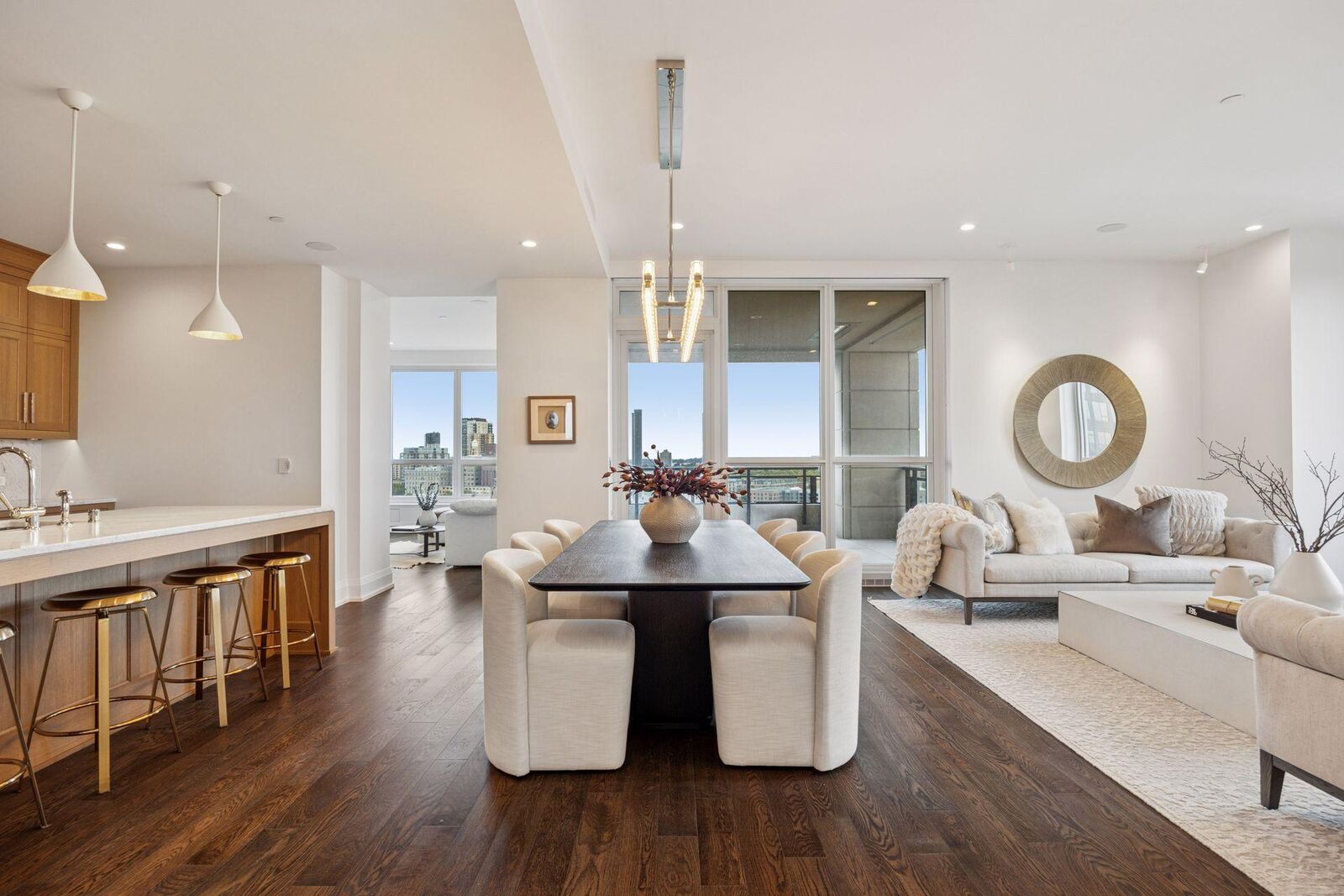 Property Photo:  1111 W River Parkway 11D  MN 55415 