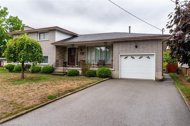 32 Avondale Crescent  Brantford ON N3S 4L5 photo