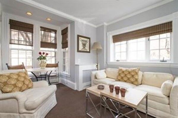 Property Photo:  9 Willow 52  Furn  MA 02108 