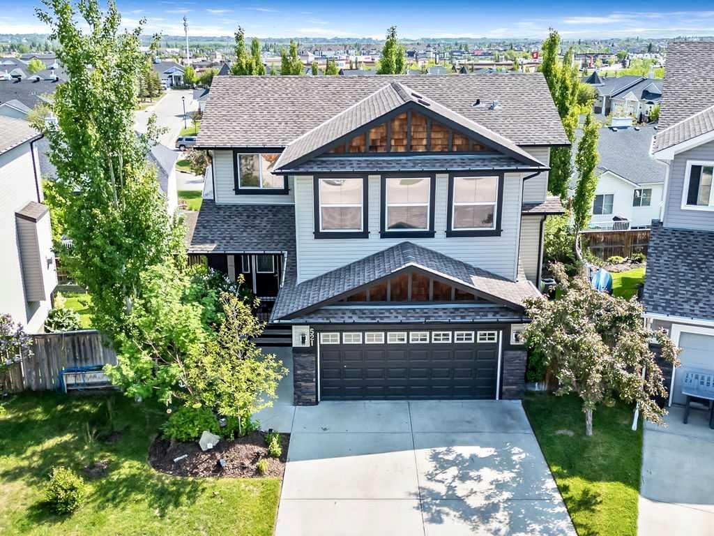 Property Photo:  521 Westmount Close  AB T1S 0B7 