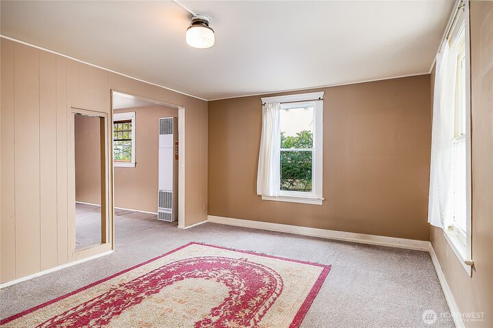 Property Photo: 1409 N 39th Street WA 98103