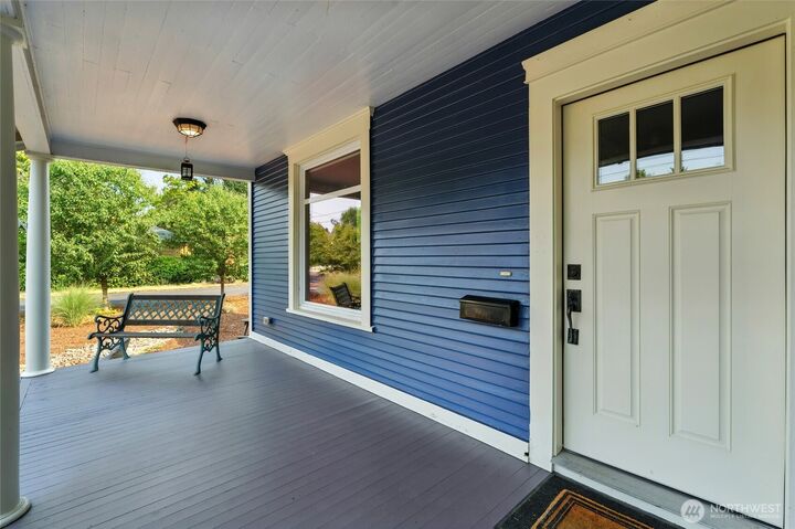 Property Photo:  605 S Division Street  WA 99362 