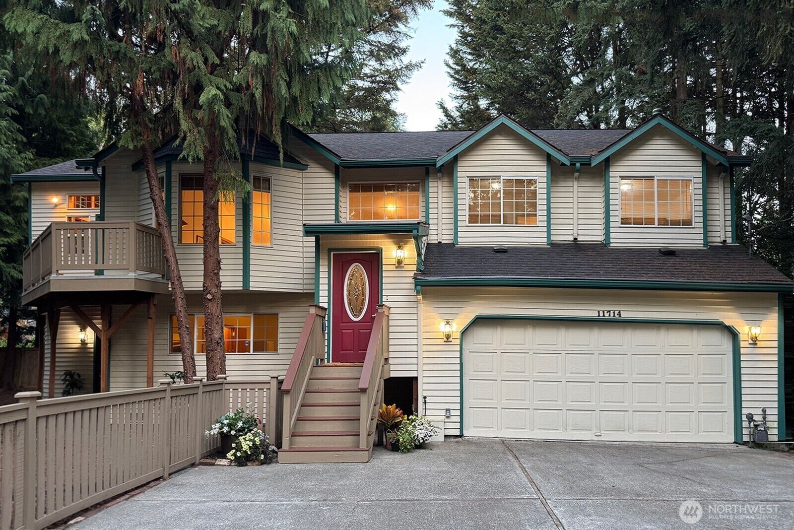 Property Photo: 11714 36th Avenue NE WA 98125