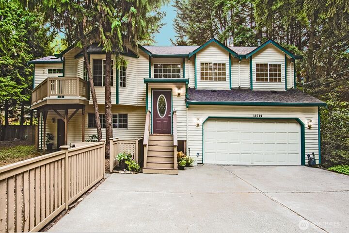 11714  36th Avenue NE  Seattle WA 98125 photo