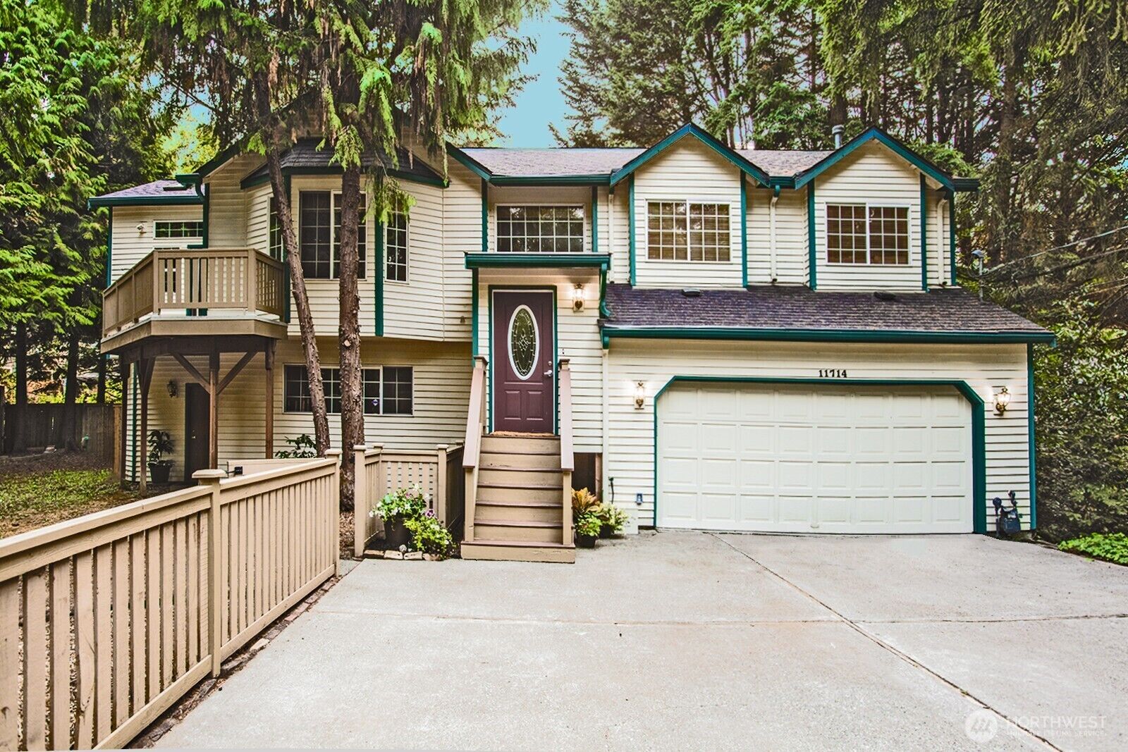 Property Photo: 11714 36th Avenue NE WA 98125