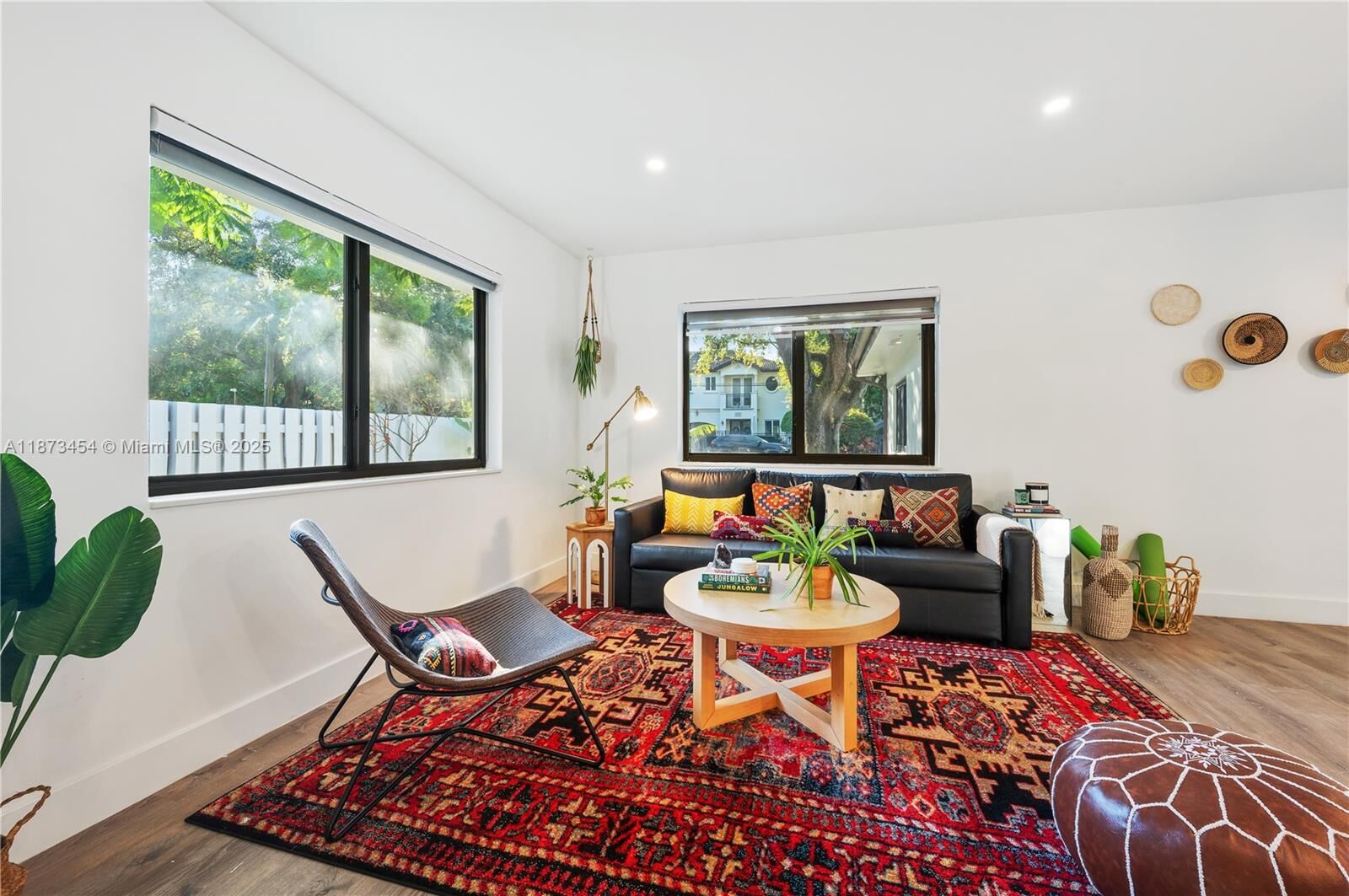 Property Photo:  2917 Center St -  FL 33133 