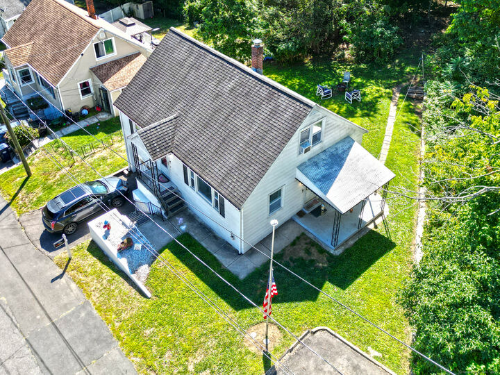 Property Photo:  29 George Street  CT 06483 